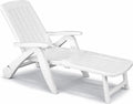 Lettino Sdraio da Giardino in Plastica con Schienale Regolabile e Ruote - Perfetto per Piscina, Spiaggia e Campeggio - Colore Bianco
