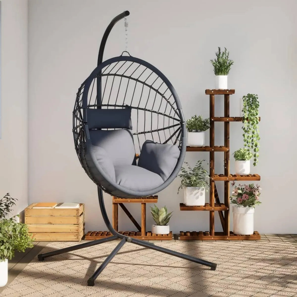 Sedia a uovo sospesa in rattan con struttura in acciaio, cuscino lavabile, grigio chiaro