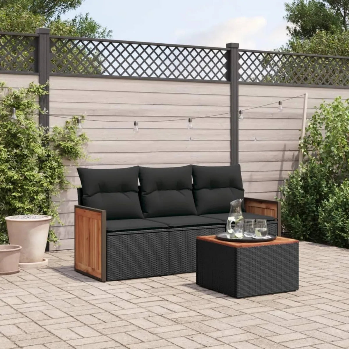 Set di Divani da Giardino in Rattan Nero con Cuscini, 4 Pezzi