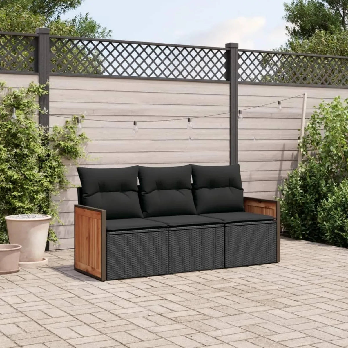 Set di Divani da Giardino in Rattan Sintetico Nero con Cuscini - 3 Pezzi