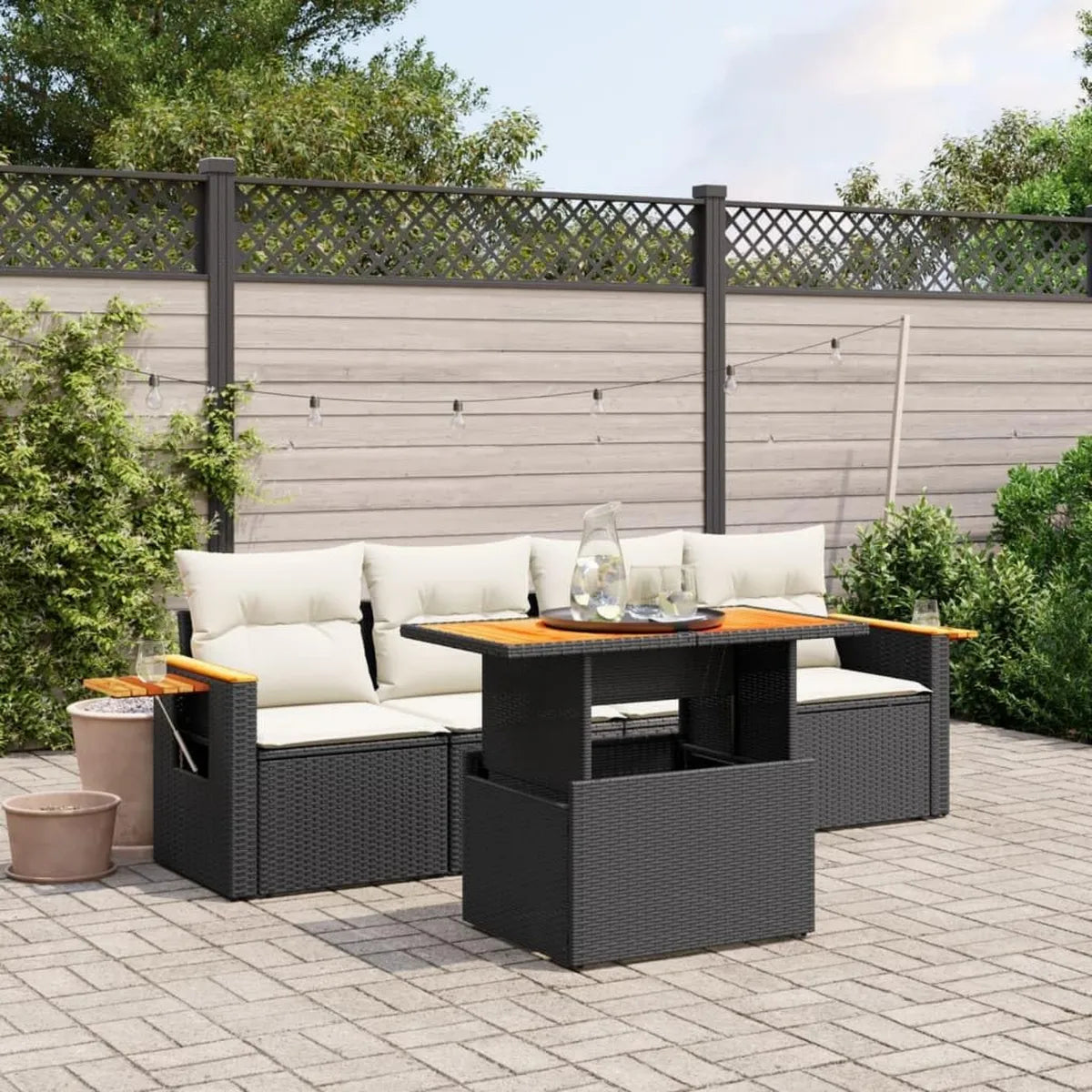 Set di Divani da Giardino in Polyrattan Nero con Cuscini - 5 Pezzi