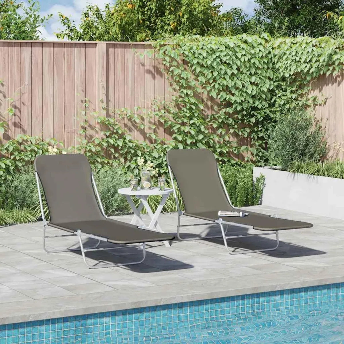 Set di 2 Lettini Prendisole Pieghevoli in Acciaio e Tessuto Grigio, Sdraio Regolabile per Giardino, Spiaggia e Piscina