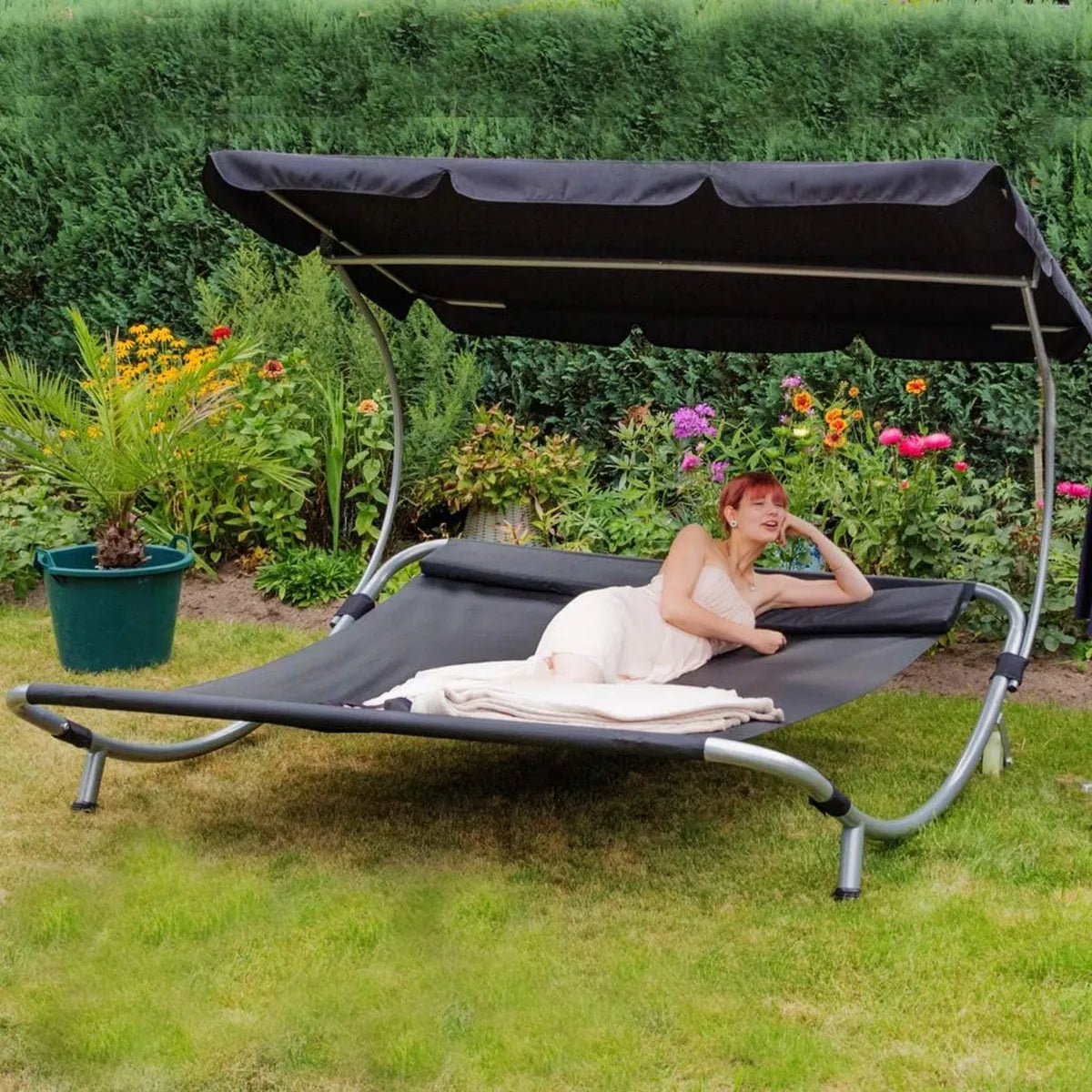 Lettino Matrimoniale da Giardino con Tettuccio Regolabile in Textilene